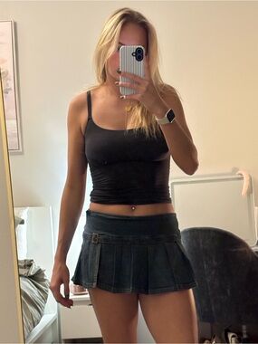 Urban Outfitters Low Rise Mini Pleated Denim Skort - NWT